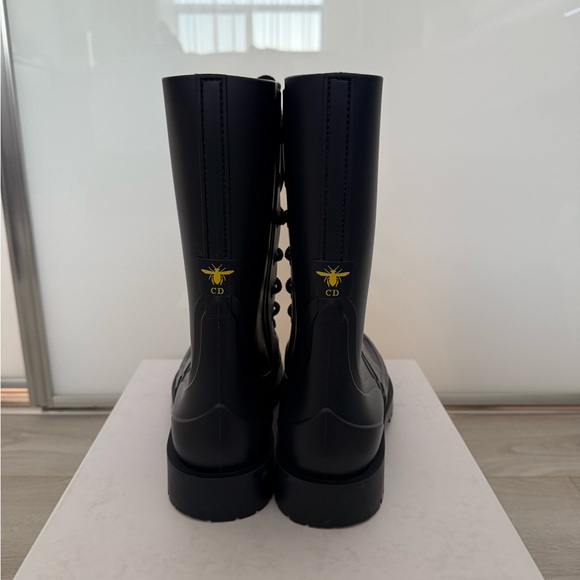 Stylish Navy Blue Lace-Up Women's Boots - Picture 2 of 10